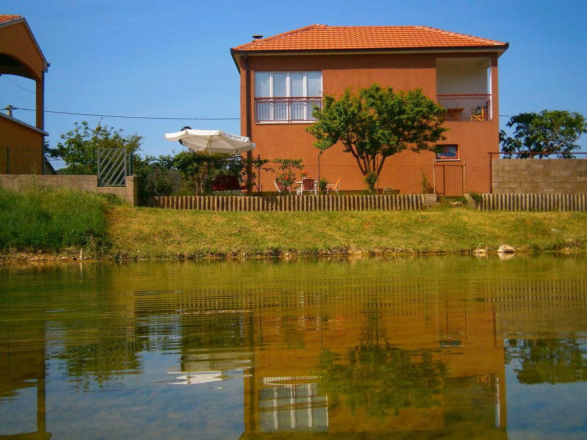 Apartman Boki Trebin Dış mekan fotoğraf